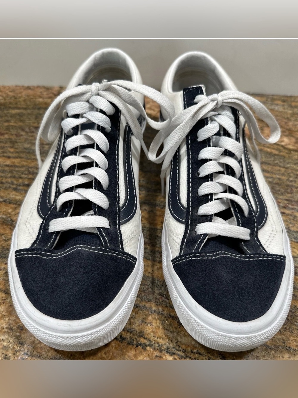 Vans Men's Size 7.5 Style 36 Navy & White Color Block Skateboarding Shoes USED